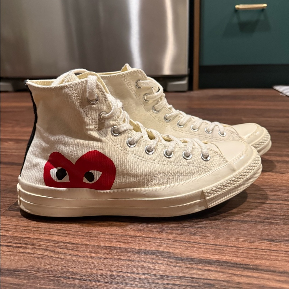 Comme Des Garcons Converse. Size 9.